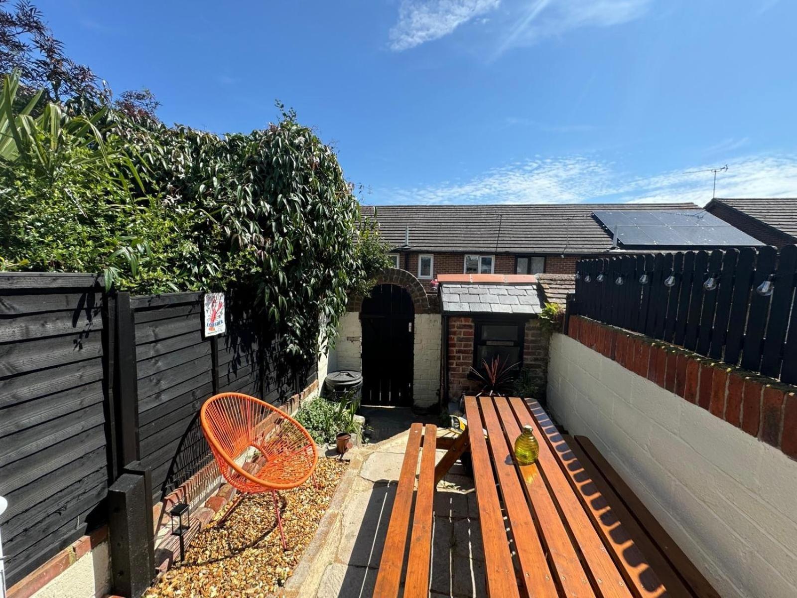 Villa Driftwood House - Luxury Dog-Friendly Townhouse In Cowes, Steps From Marina à Cowes  Extérieur photo